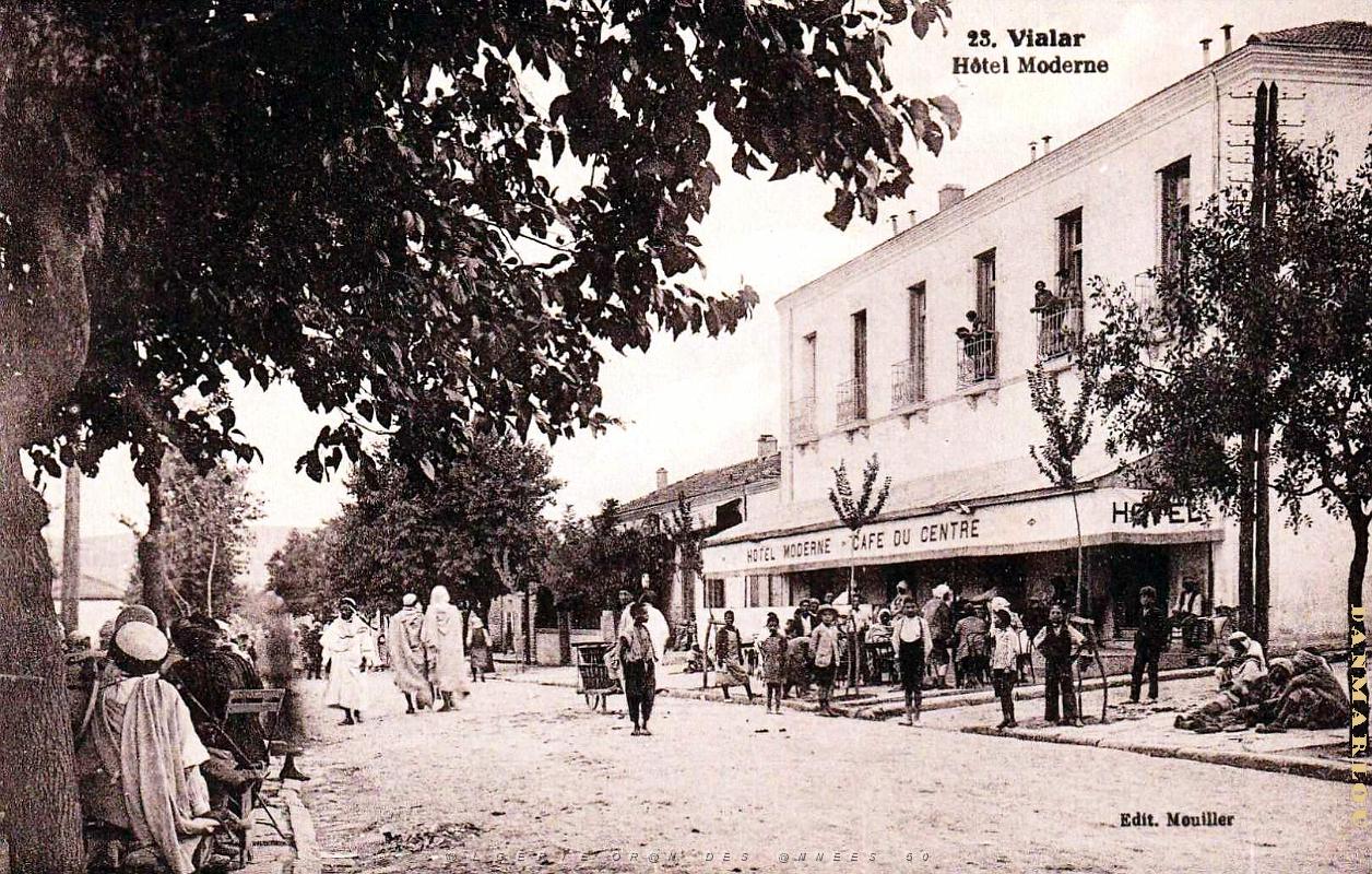 2863- Vialar - Hotel Moderne.jpg